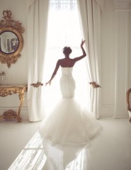 картинка девушка,белое платье,окно. - , для мобильного телефона