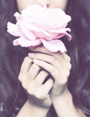 картинка девушка,розовая,роза - , для мобильного телефона