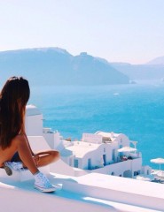 картинка девушка, пейзаж, Санторини - , для мобильного телефона