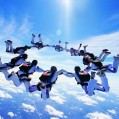 картинка для сотового телефона "Прыжки с парашютом"